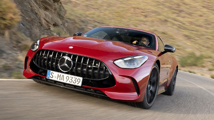 Der neue Supersportler Mercedes-AMG GT Coupé fährt komplett ohne Strom.