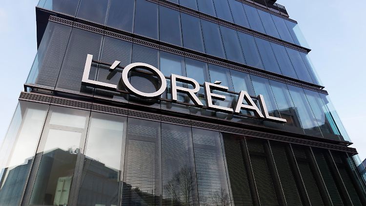 Man sei von der Sicherheit der Produkte überzeugt, erklärte der französische Kosmetikhersteller L'Oréal.