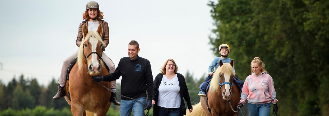 RTL_Spendenmarathon2023_Therapiehof_HelfendeTiere_Foto_FischerGregor_047.jpg