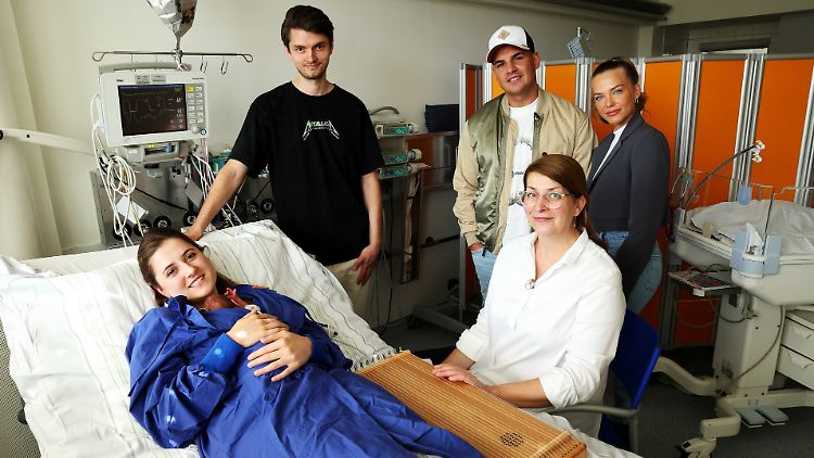 Helfen anderen Eltern in der Situation, in der sie selbst waren: Laura und Pietro.