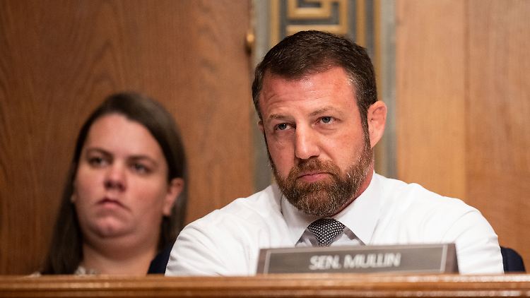 Markwayne Mullin verfügt offenbar über Erfahrungen als MMA-Kämpfer. 