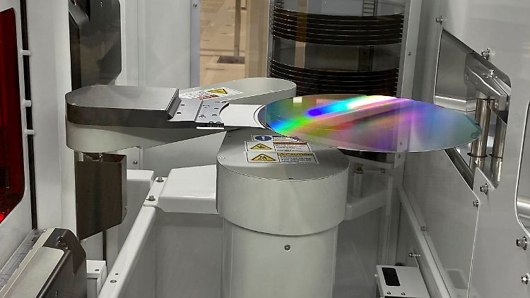 Infineon will mehr an die Aktionäre ausschütten.