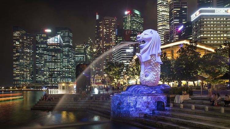 Der Merlion ist das Maskottchen von Singapur. 