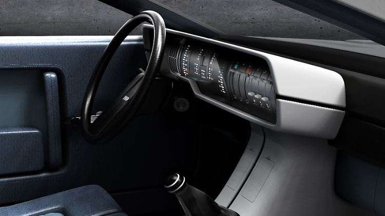 Der Concept-Innenraum mit innovativem Cockpit: Hier findet der User mechanische Digitalanzeigen.