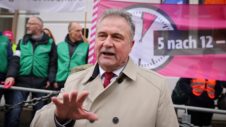 Legt Deutschland regelmäßig lahm: GDL-Chef Claus Weselsky. 
