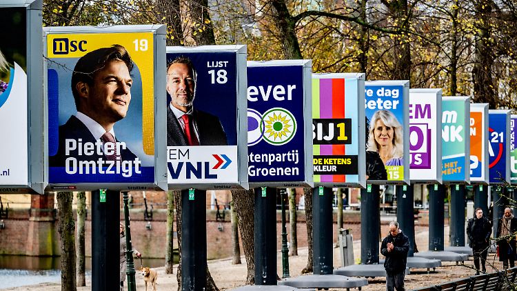 Wahlwerbung in Den Haag. Gewählt wird in den Niederlanden traditionell mittwochs.