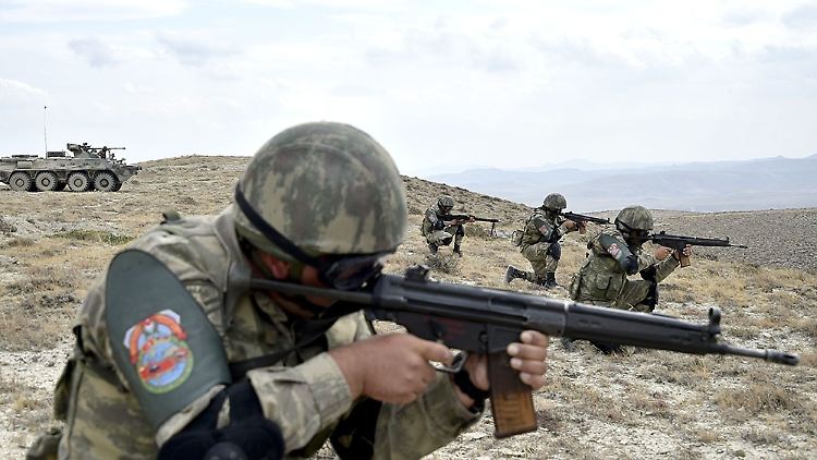 Der Angriff Aserbaidschans auf Berg-Karabach hat zur Flucht Zehntausender Menschen geführt.