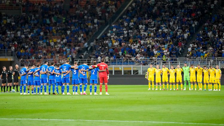 Italien und die Ukraine duellieren sich um das EM-Ticket.