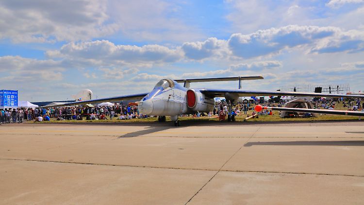 Eine M-55 im August 2015 während einer Flugausstellung in Moskau.