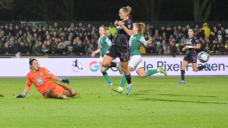 Livia Peng wurde vor dem 0:1 geschubst.