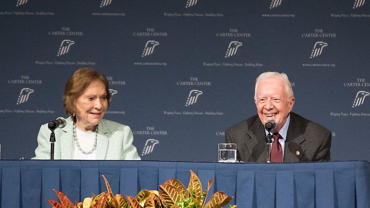 Noch bis vor wenigen Jahren haben sich Rosalynn und Jimmy Carter öffentliche Auftritte absolviert und politisch engagiert.