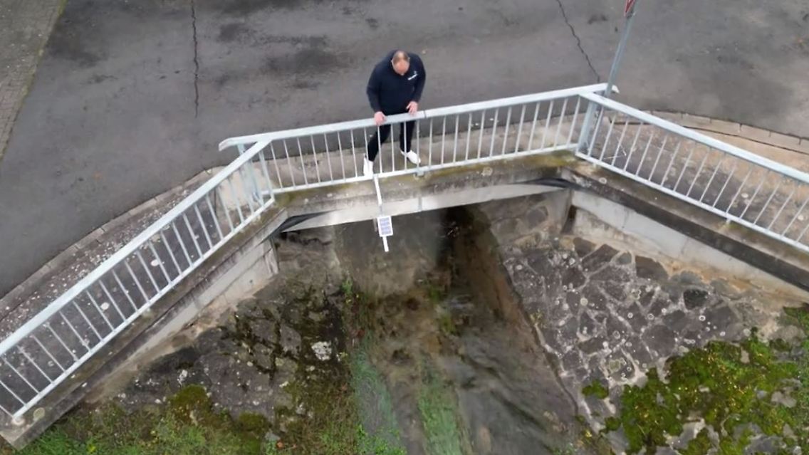 dorf.JPG