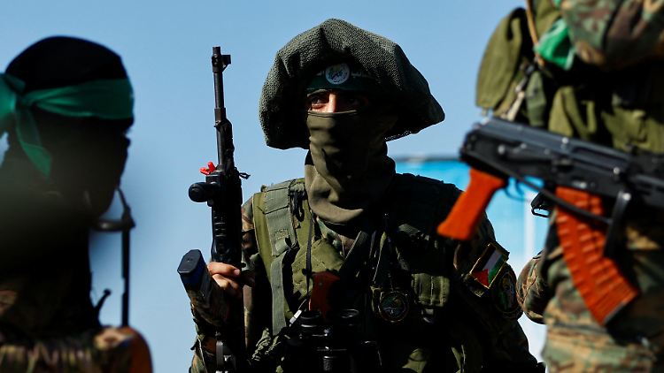 Bei dem Massaker von Terroristen der islamistischen Hamas im Gazastreifen am 7. Oktober wurden rund 1200 Menschen im Süden Israels getötet.