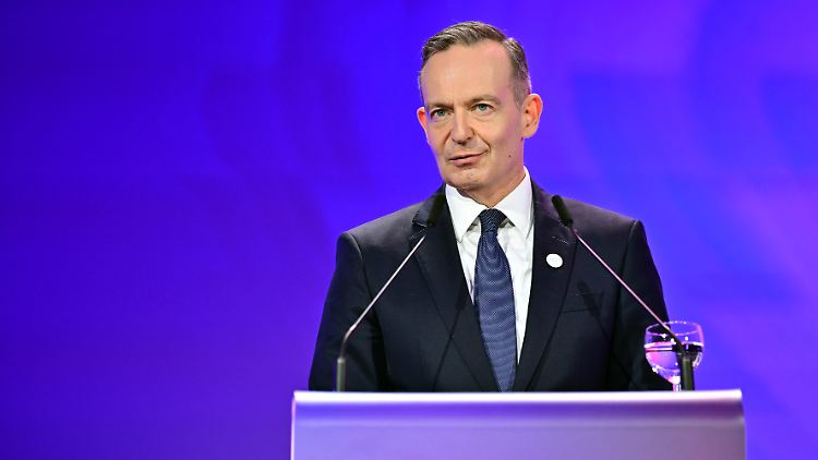 Sind die Regeln zu streng, wandern wichtige Unternehmen laut Bundesverkehrsminister Wissing ab.