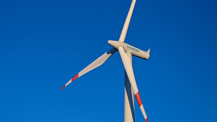 Siemens will bei seiner Windkraftanlagen-Tochter Gamesa 400 Millionen Euro sparen. 