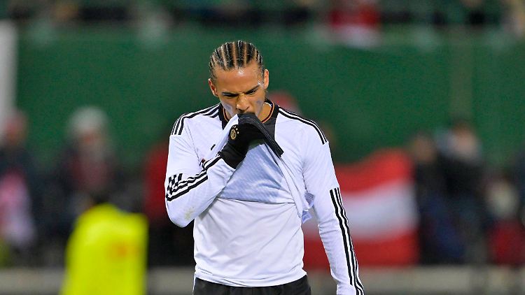 Leroy Sané verlor kurz nach der Pause die Nerven und sah Rot.