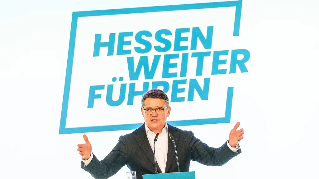 Boris-Rhein-CDU-Ministerpraesident-von-Hessen-hat-kuerzlich-bei-einem-Kleinen-Parteitag-gesprochen