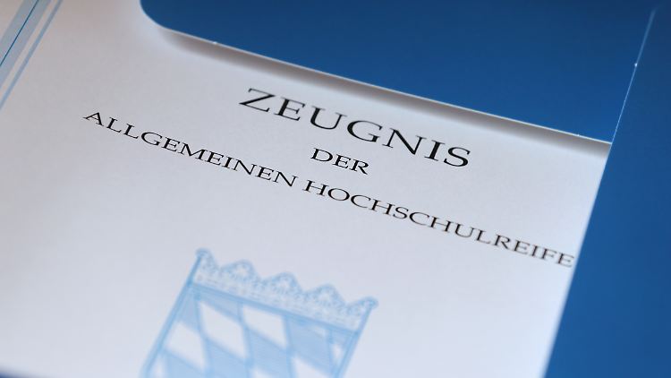 Menschen mit Behinderung bekommen in Schulprüfungen einen sogenannten Nachteilsausgleich.