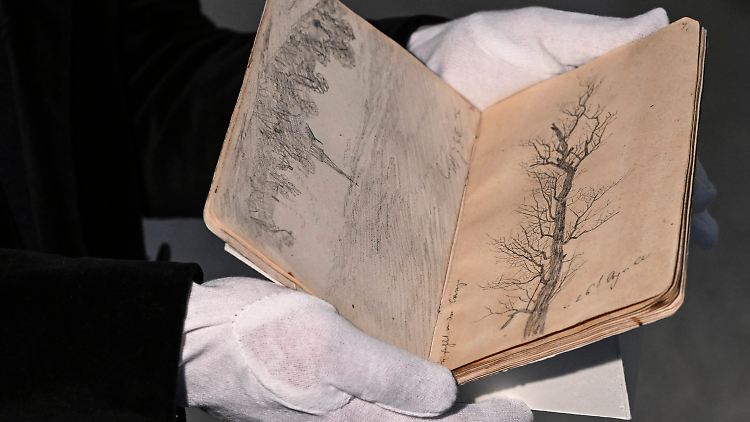 Für 1,8 Millionen Euro wurde das Skizzenbuch von Caspar David Friedrich versteigert.