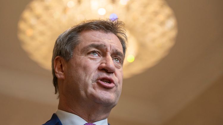 Söder sagt, er sorge sich. 