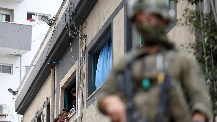 Seit rund einer Woche befindet sich die israelische Armee auf dem Gelände des Al-Schifa-Krankenhauses.