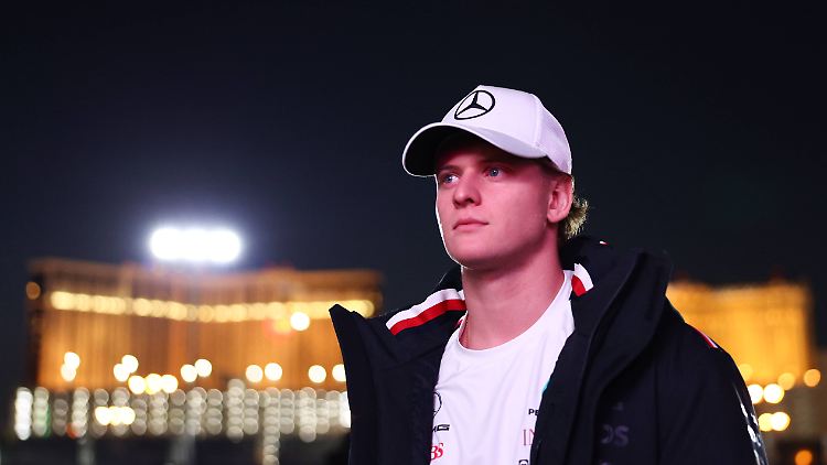 Mick Schumacher will als Stammfahrer zurück in die Formel 1. Dafür lässt er sich auch von Anstrengungen nicht abschrecken.