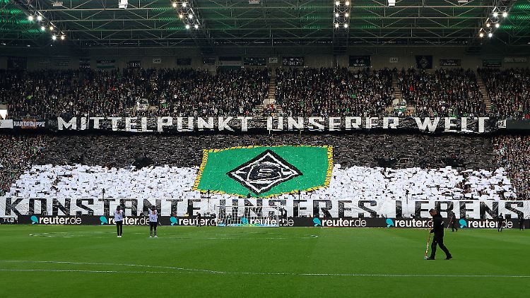 Die Fans von Borussia Mönchengladbach können sich mit der in Teilen neu zusammengesetzten Mannschaft wieder besser identifizieren.