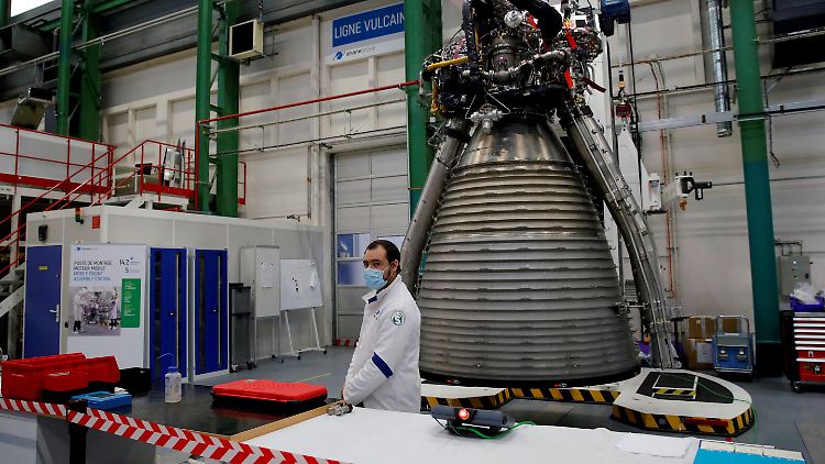 Ein Vulcain-2.1-Triebwerk, wie es in der Ariane 6 zum Einsatz kommt - hier allerdings noch im Jahr 2021.