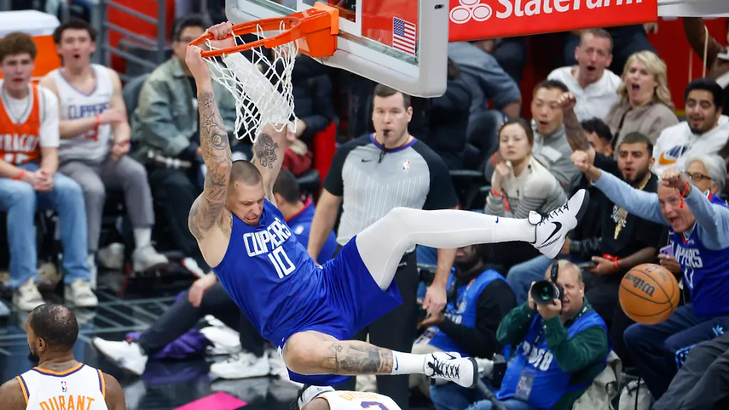 fcb3f9a749da49f5ac5eb5c20606419e