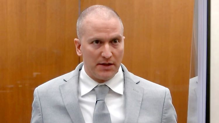 Für den Mord an George Floyd wurde Chauvin zu 22 Jahren und sechs Monaten Haft verurteilt. 