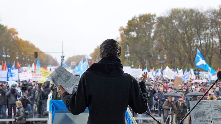 Wagenkecht bereitet derzeit innerhalb ihrer Bewegung die Gründung einer neuen Partei vor.