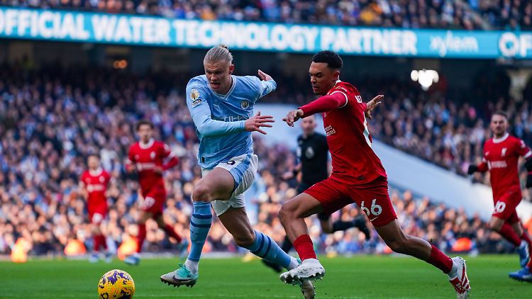 Erling Haaland (l.) und Trent Alexander-Arnold trafen für ihre Teams.