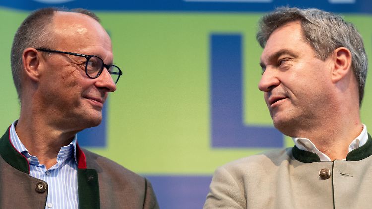 CDU-Chef Merz und CSU-Chef Söder sehen derzeit keinen Grund, die Schuldenbremse zu lockern. Vier CDU-Länderchefs senden andere Signale. (Archivbild) 