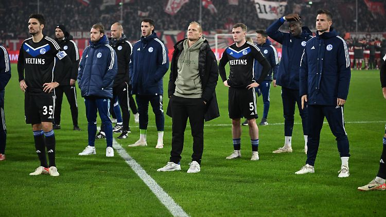 In Düsseldorf gabs für Schalke die neunte Niederlage im 13. Ligaspiel.