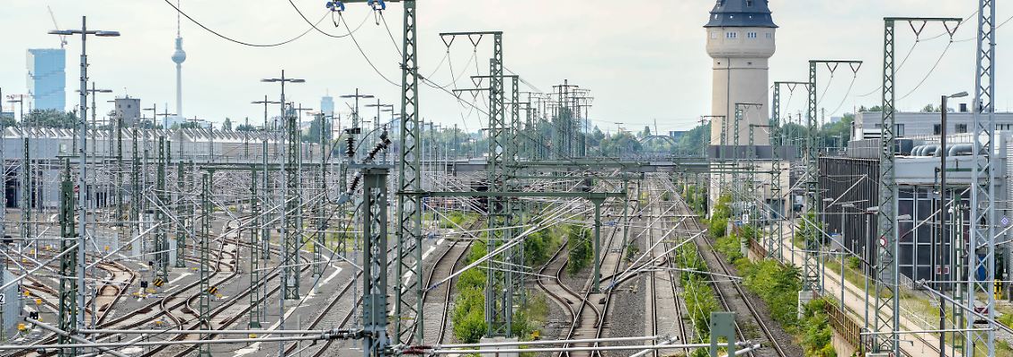 422128003.jpg