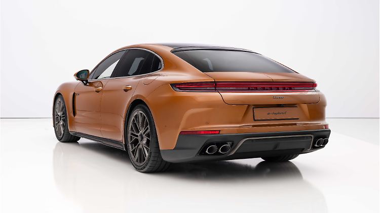 Kaum Veränderung gegenüber dem Vorgänger: Der neue Porsche Panamera bleibt ein eleganter Tourer.