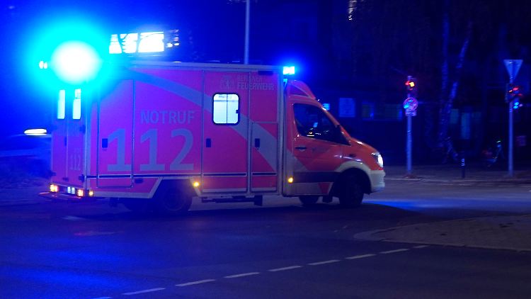 Inzwischen läuft der Klinikbetrieb laut einer Polizeisprecherin wieder weitgehend normal. (Symbolbild)