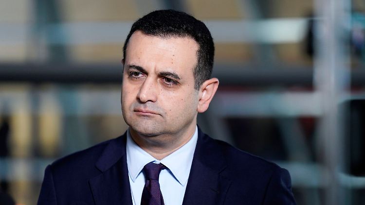 Der FDP-Generalsekretär Bijan Djir-Sarai pocht auf eine solide Finanzpolitik.