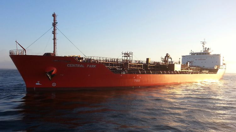 Wieder befreit: der Chemie-Tanker "Central Park".
