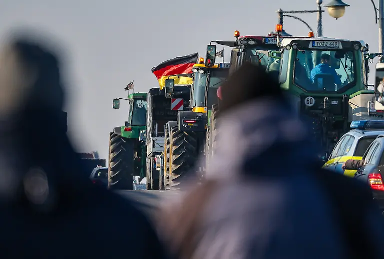 434c8fdaa077bf52661f42c76a86038d