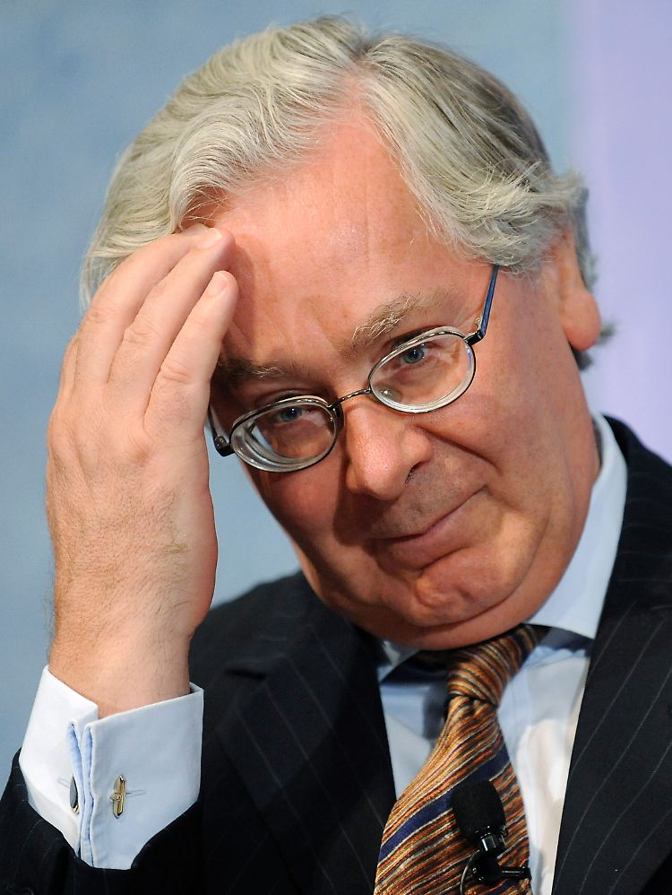Offenbar in Reaktion auf die schwachen BIP-Daten plädiert BoE-Gouverneur Mervyn King noch einmal für niedrige Zinsen.