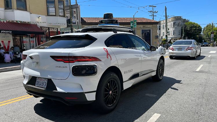 Wenn es nach Uber-Deutschlandchef Christoph Weigler geht, sind autonome Taxis bald nicht mehr nur in den USA unterwegs.