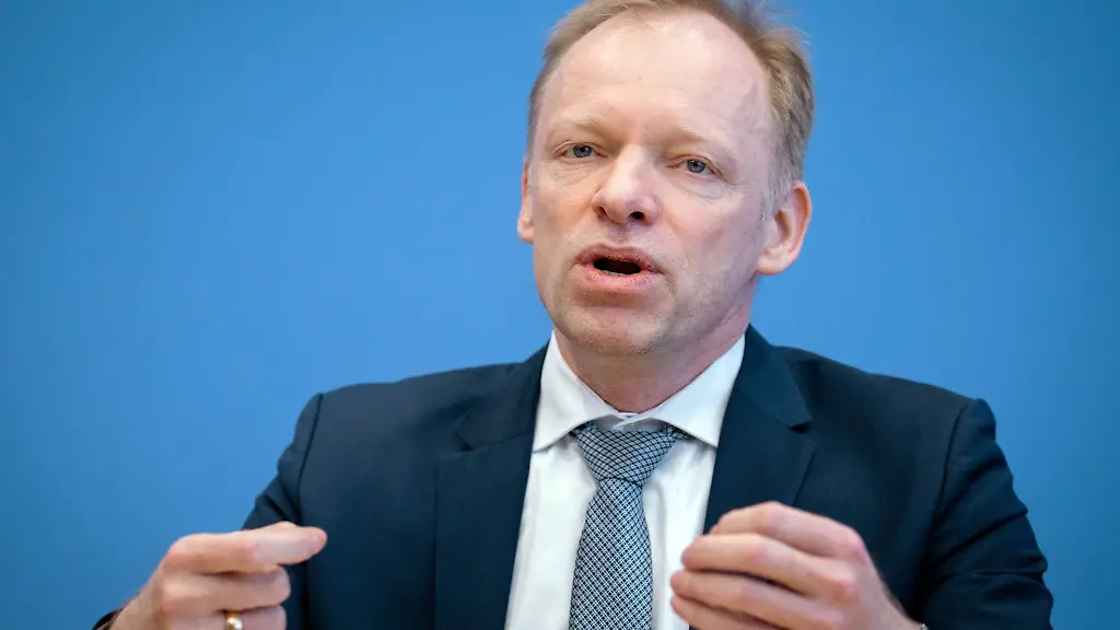 Wirtschaftsforscher-und-ifo-Praesident-Clemens-Fuest