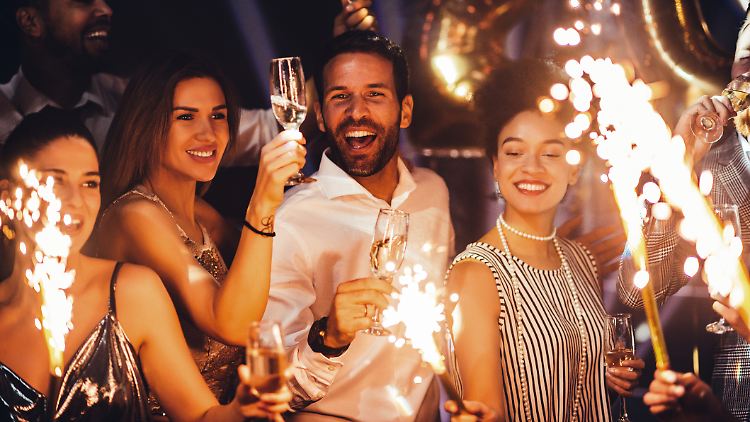 Silvester bietet sich dafür an, einen wunderbarer Festtag auf Reisen zu verbringen.