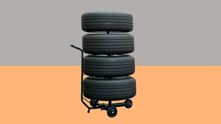 Dieser Felgenbaumwagen von Goodyear ist bei eBay zum Sparpreis erhältlich.