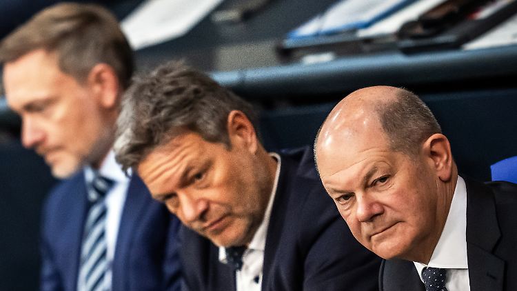 Guter Austausch, aber bisher keine Lösung für die Haushaltsmisere. 