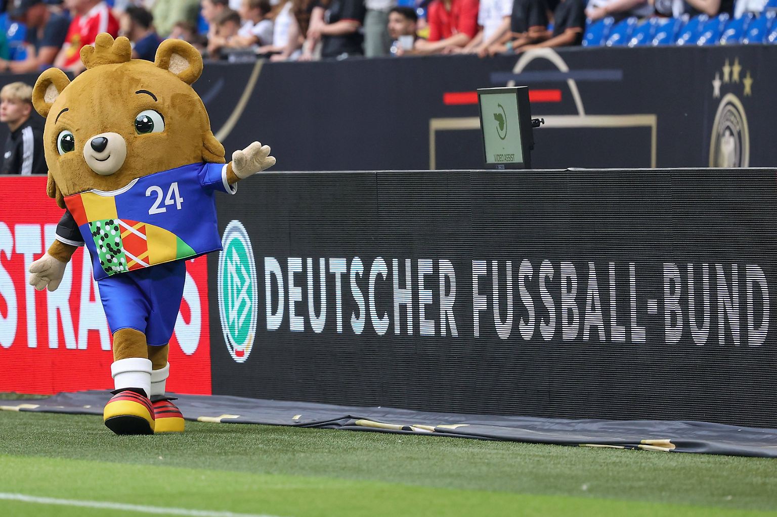 Zum 17. Mal spielen Europas Fußballer im Sommer 2024 ihren Meister aus, zum zweiten Mal nach 1988 in Deutschland. 