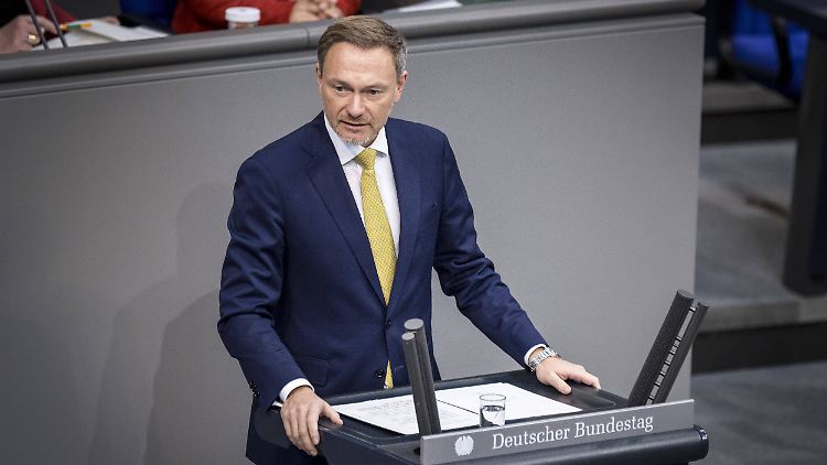 Der Druck ist groß: Innerhalb der nächsten Tage muss die Koalition sich einigen, wenn sie den Haushalt für 2024 noch in diesem Jahr beschließen will. 