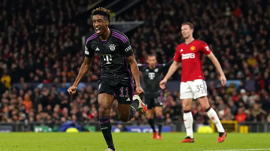 Muenchens-Kingsley-Coman-jubelt-nach-seinem-Tor-zum-0-1