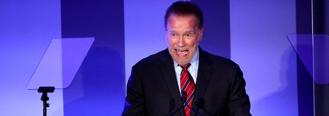 2023-11-07T035951Z_1781273691_RC2384ARVUUO_RTRMADP_3_PEOPLE-SCHWARZENEGGER-HOLOCAUST.JPG